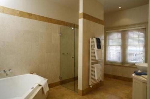 grand vue private hotel hobart reviews